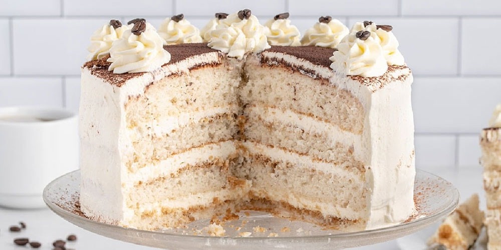 Birthday cake for young guys