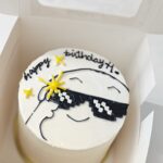 Minimal Cartoon Cake