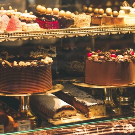 Cake shop in Silicon Oasis